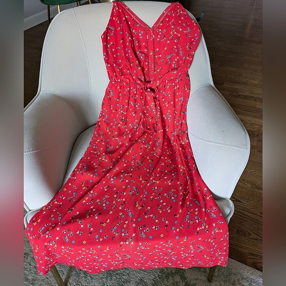 Red Floral Sleeveless Midi Dress